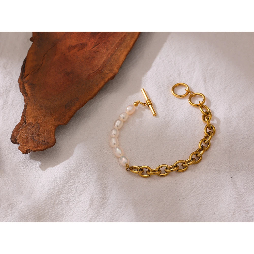 Toggle-Clasps Bracelet