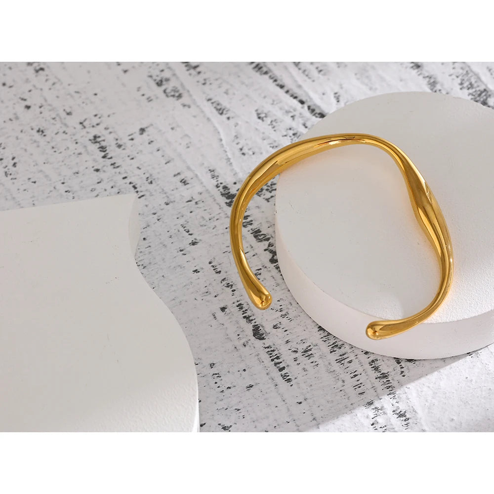 Averia Bracelet 18K gold