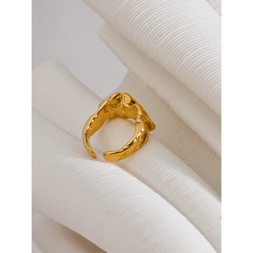 Analia Ring