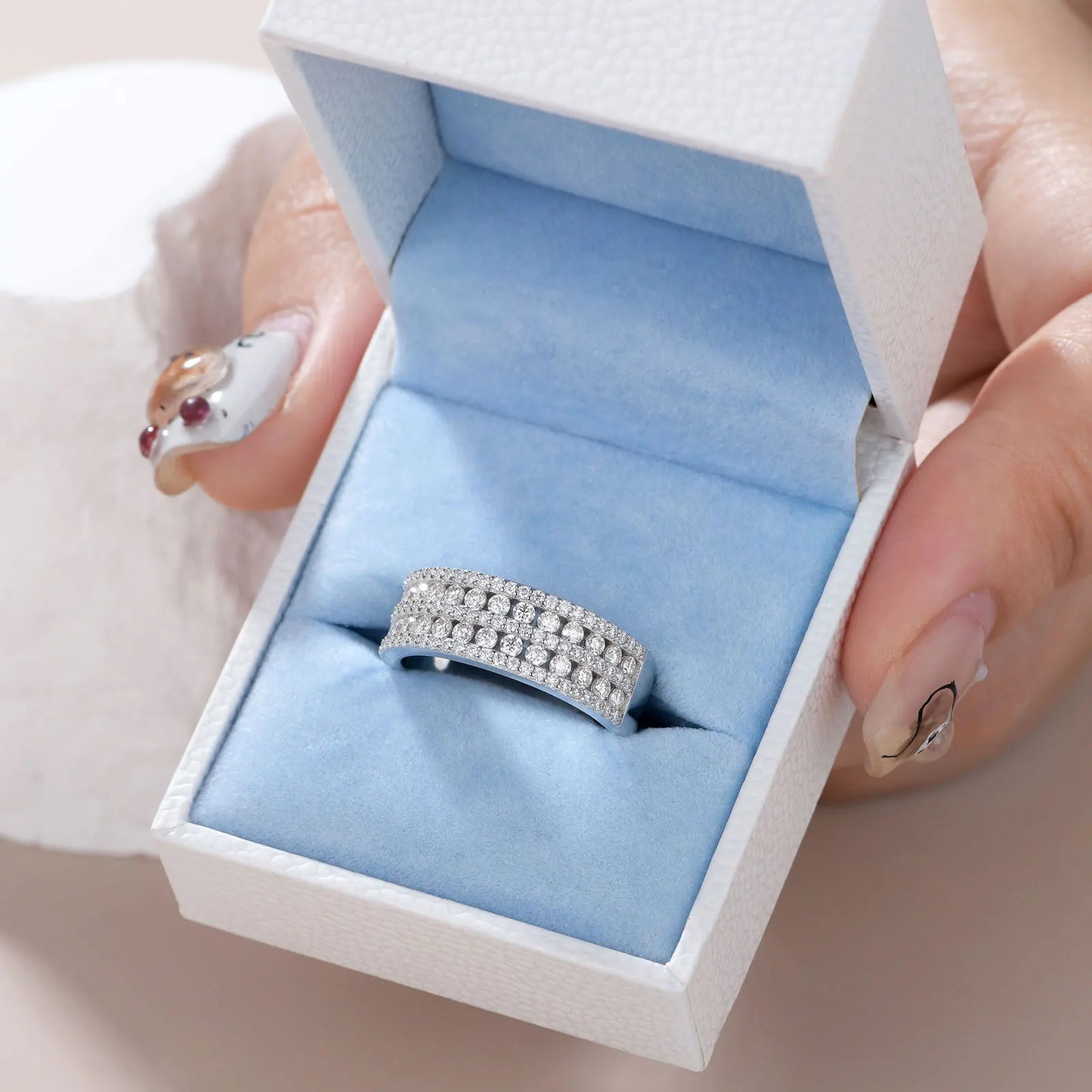 Serenity Promise Moissanite