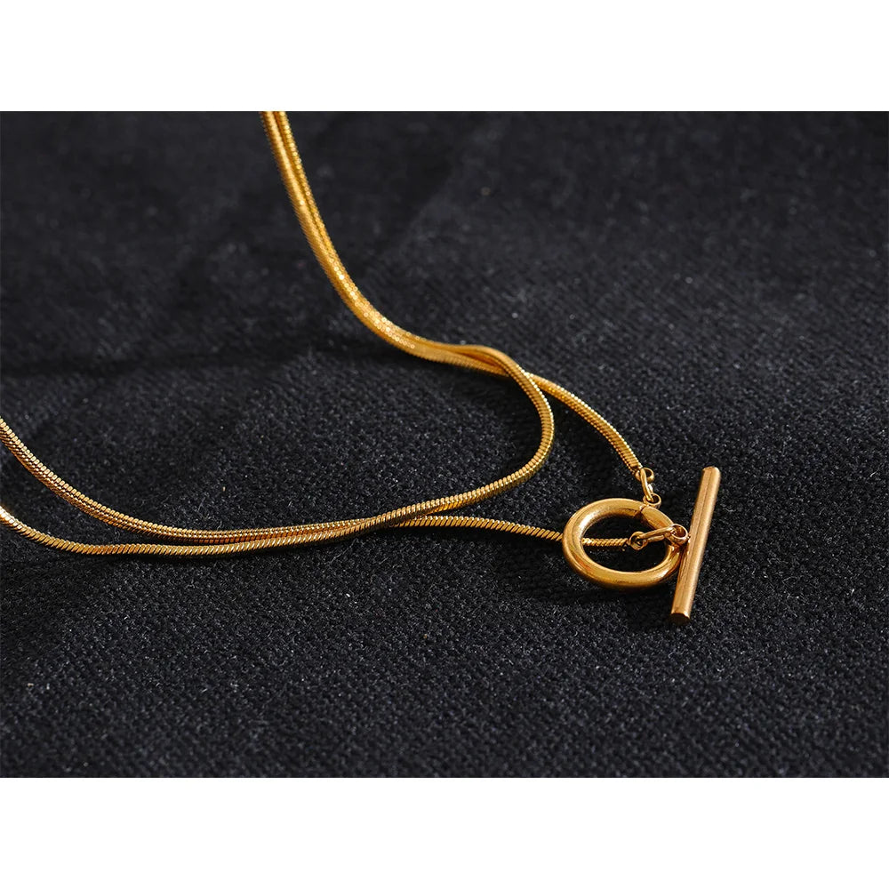 Emari Necklace 18k gold